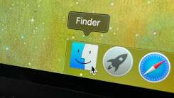 Finder icon in macOS Dock.