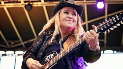 Melissa Etheridge in 'I'm Not Broken'